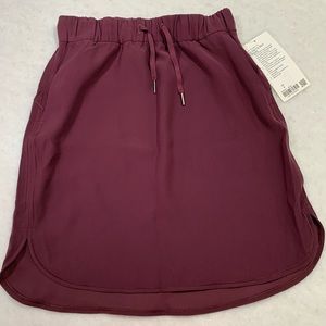 NWT Lululemon On The Fly Skirt size 6 Burgundy